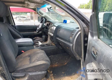 2010 Toyota Tundra Grade 5.7L V8 from USA, damaged, VIN 5TFDW5F12AX129623